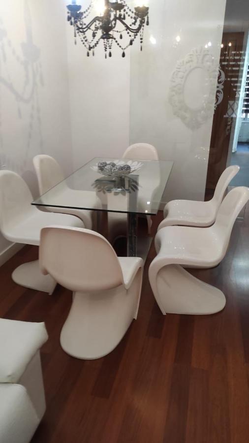 Luxury Apartment ארינאגה מראה חיצוני תמונה